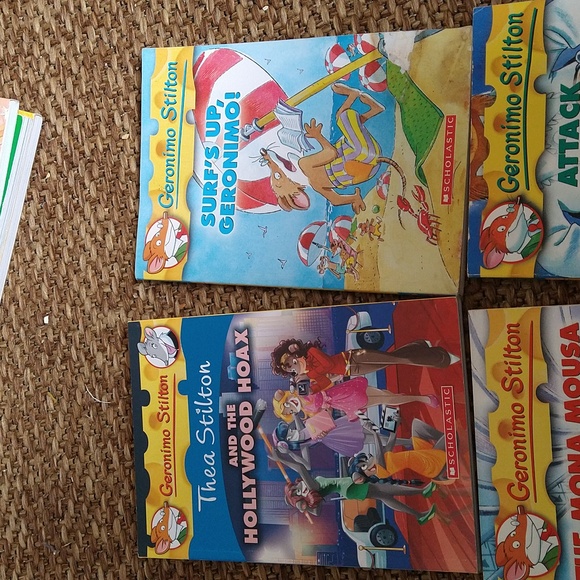 4 gerónimo Stilton books - Picture 3 of 3